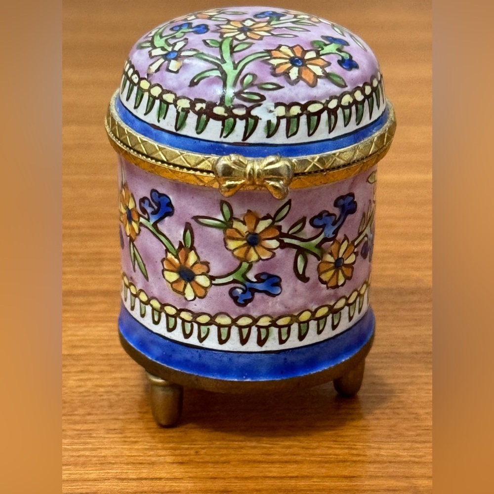 Empress Arts Metal Ceramic Hand Painted Stamp Holder or  Trinket Box